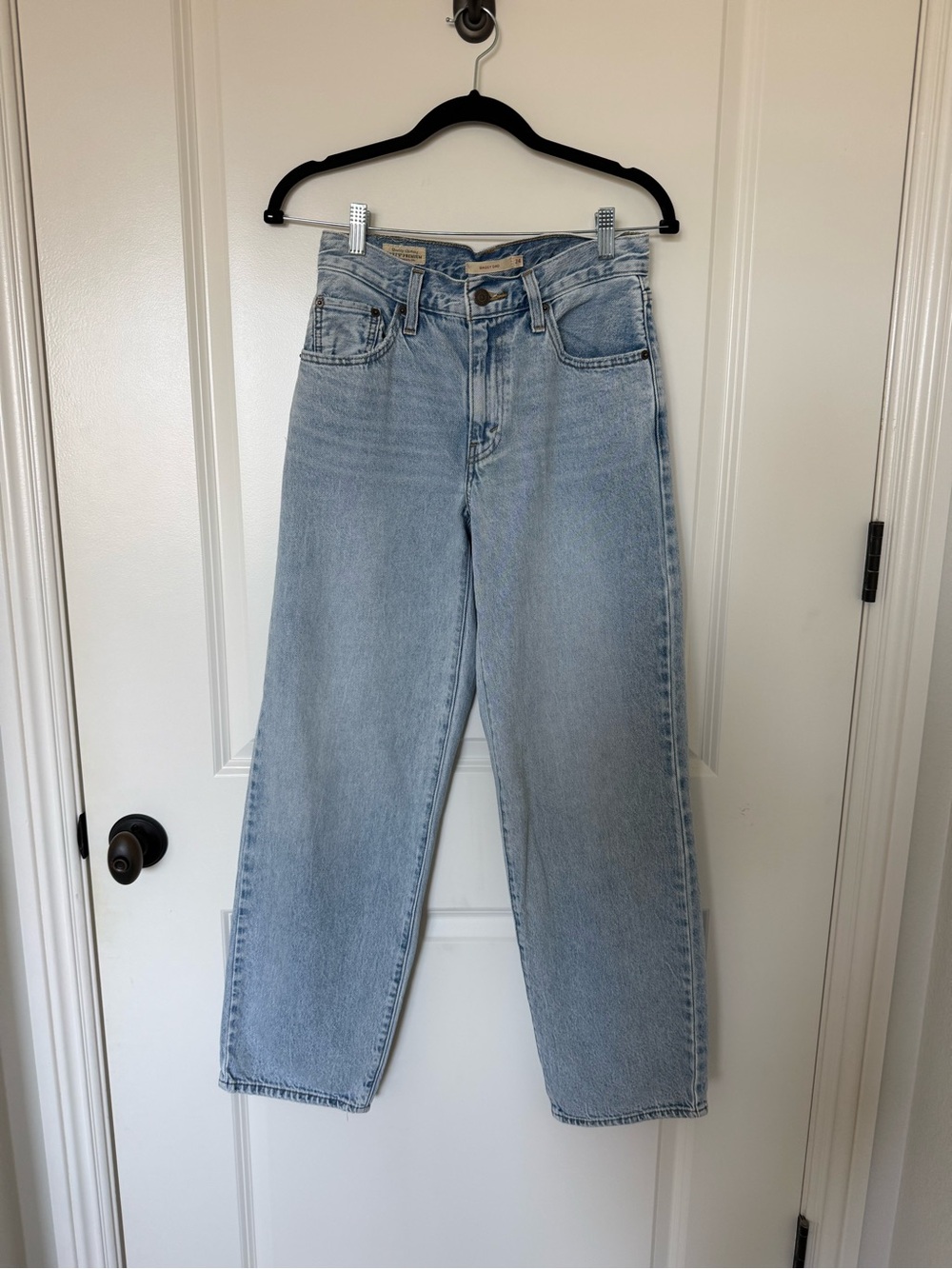 Levi's Premium Baggy Dad Light Wash Jeans - 24